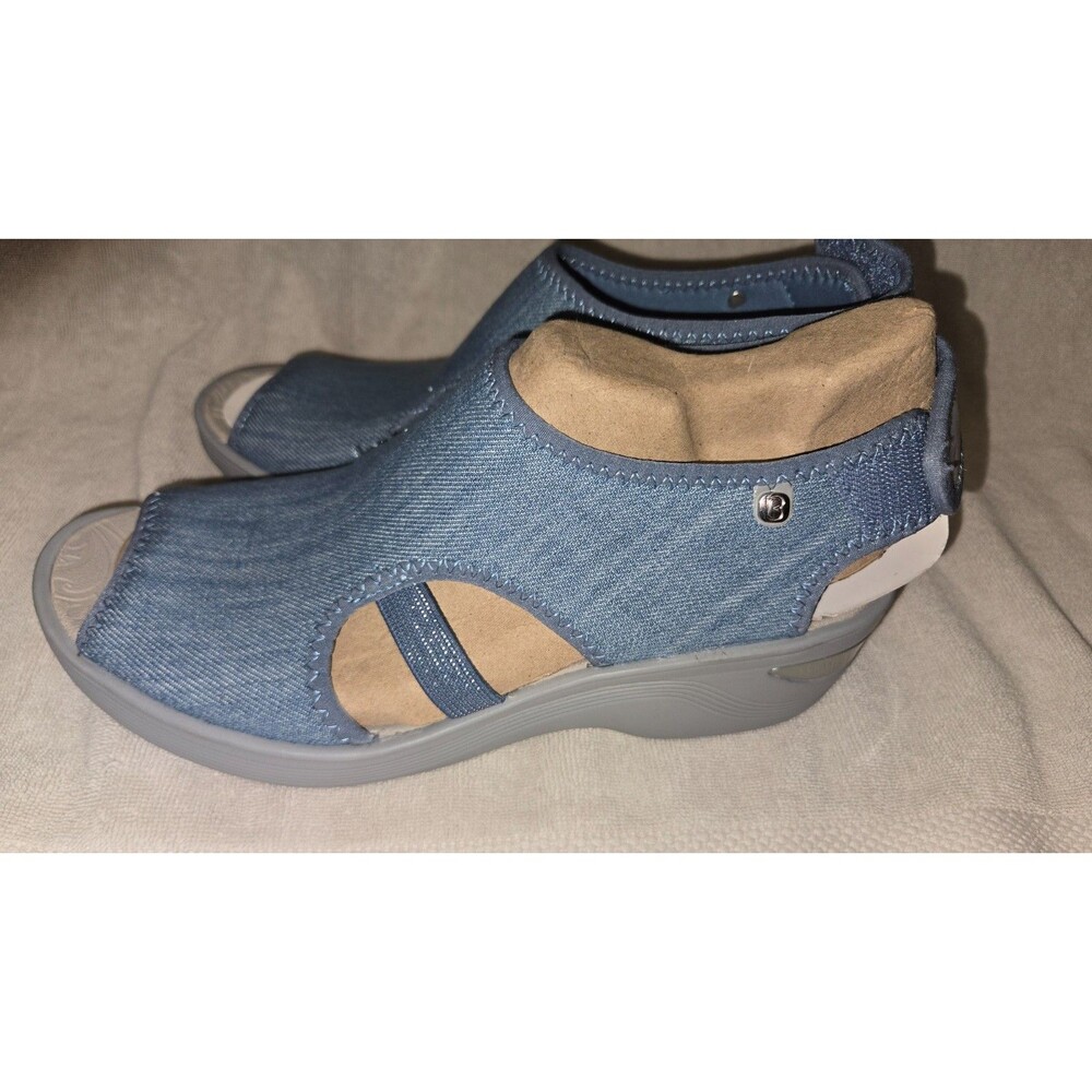 BZEES Dream Ankle Wedge Sandals Machine Washable Denim Blue Size 9 NWOT
